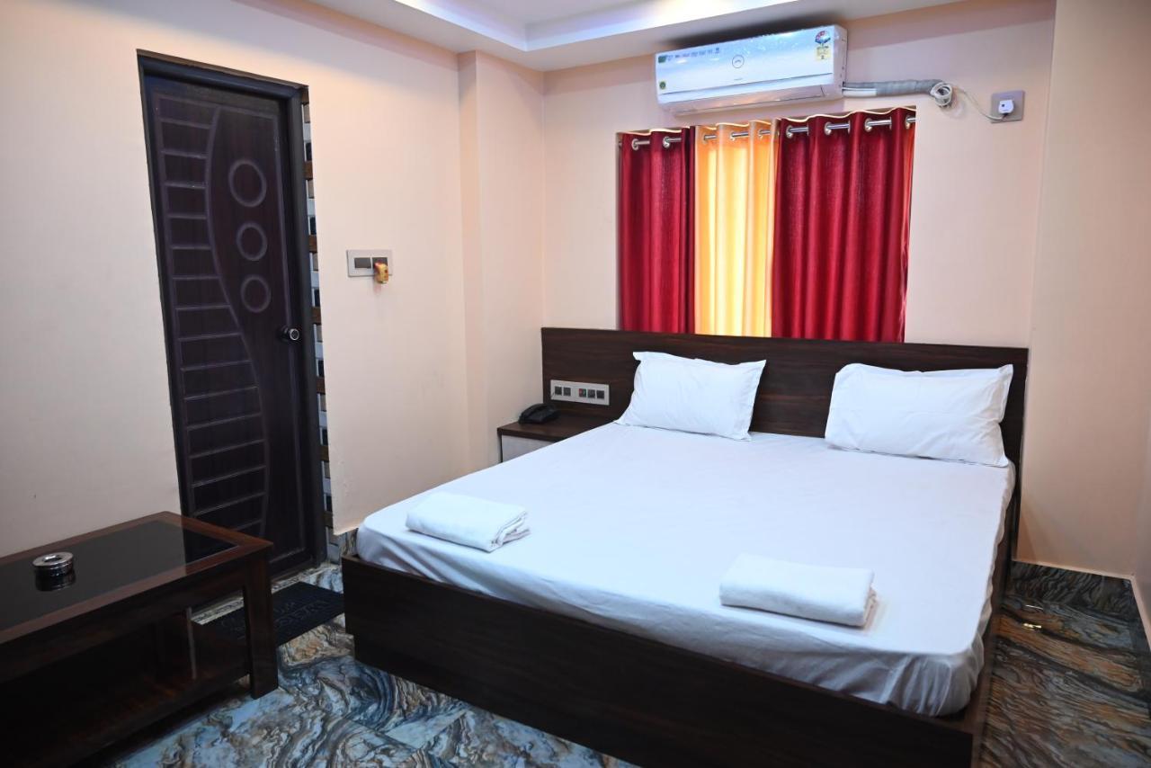 Oyo Hotel Tulusi Inn Bolpur Exterior foto