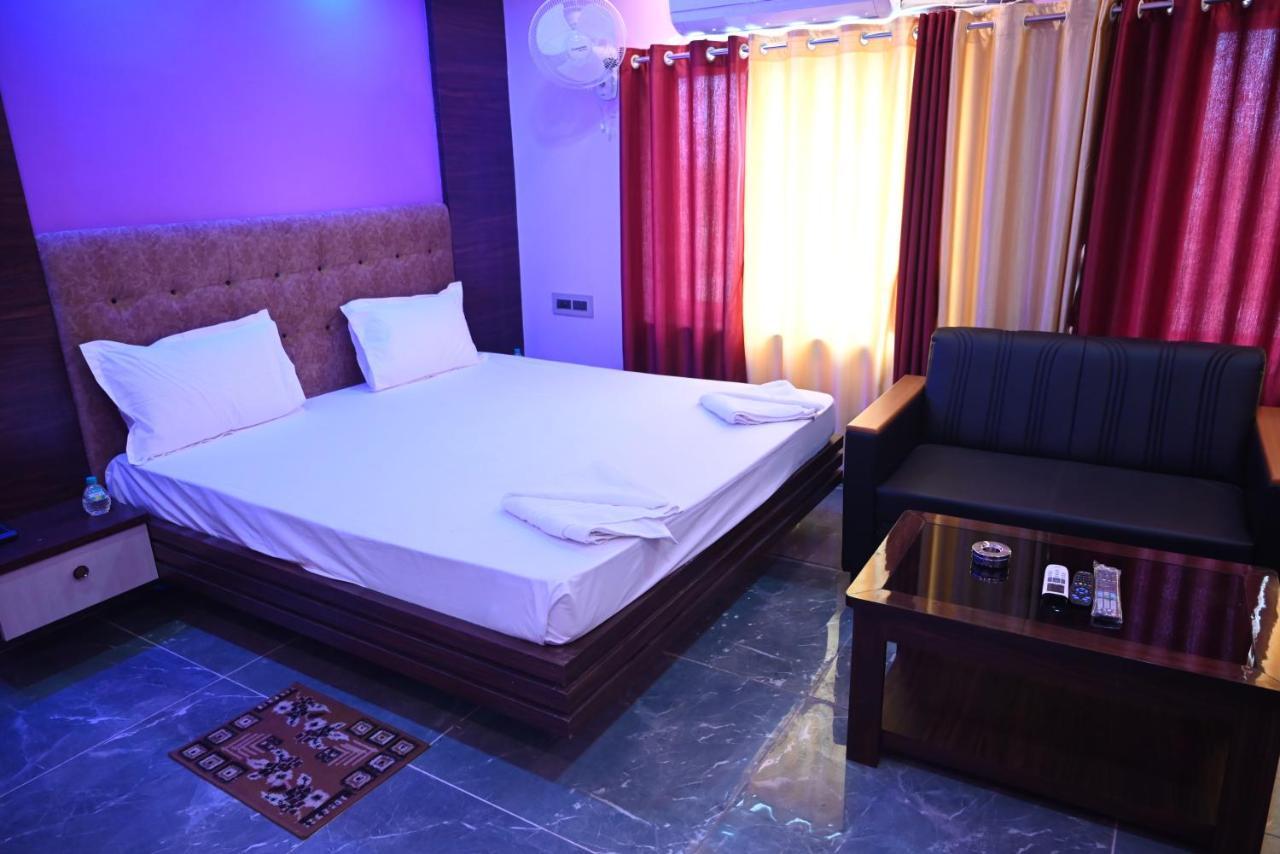 Oyo Hotel Tulusi Inn Bolpur Exterior foto